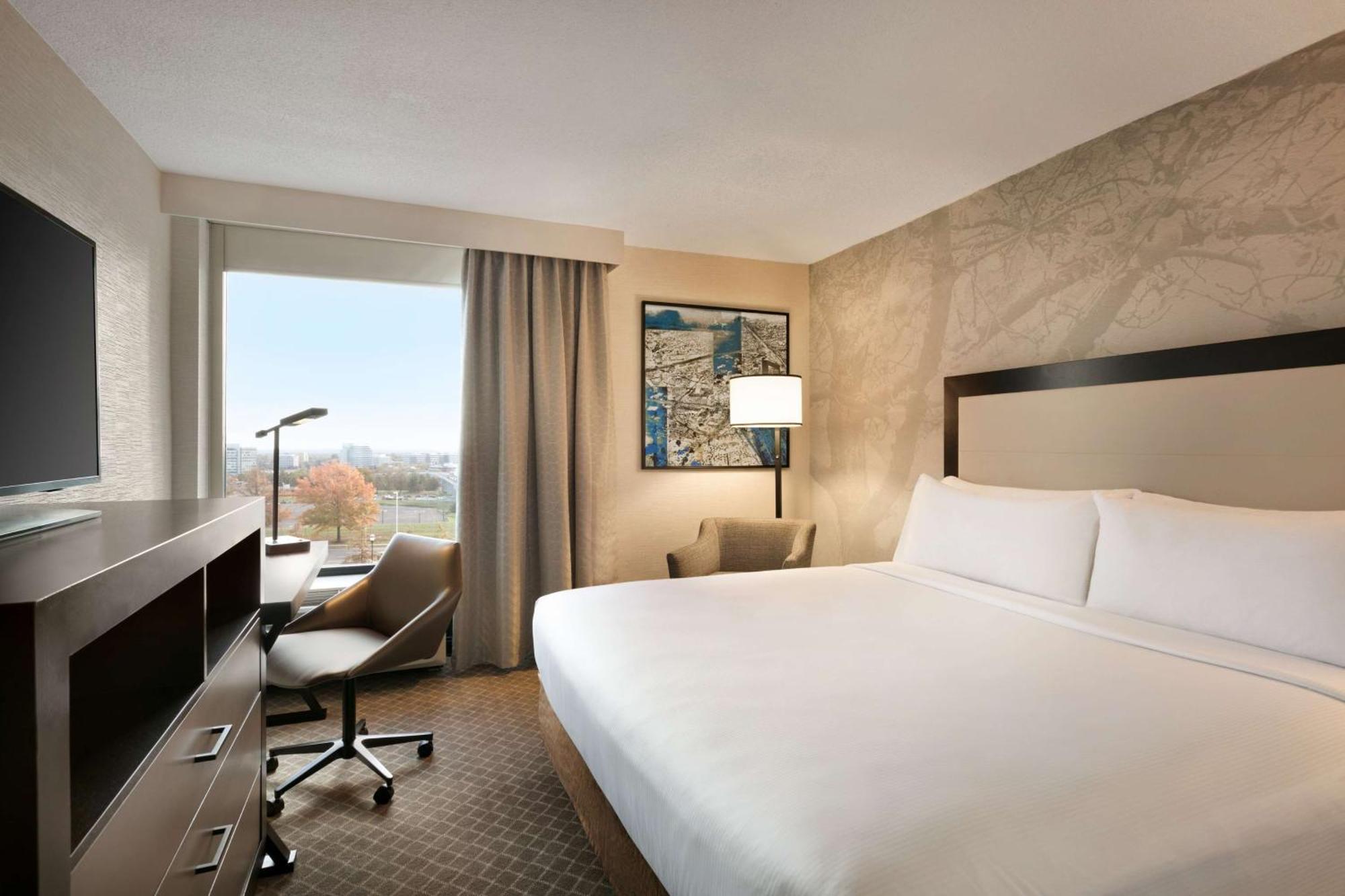 Hotel Doubletree By Hilton Mclean Tysons Tysons Corner Exterior foto