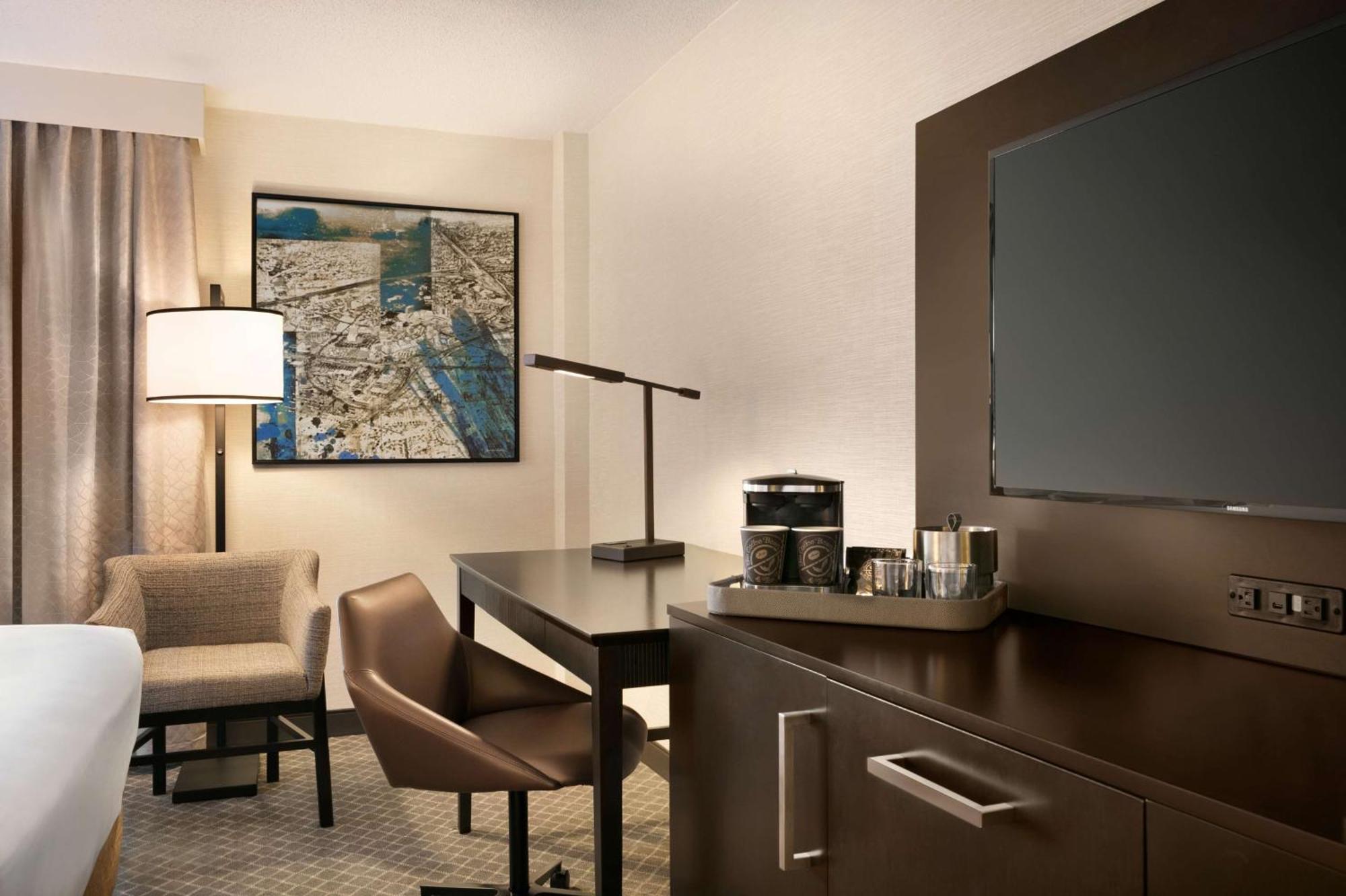 Hotel Doubletree By Hilton Mclean Tysons Tysons Corner Exterior foto